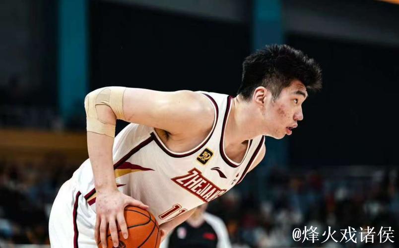 余嘉豪20+7浙江逆转北控 周鹏24分深圳胜宁波